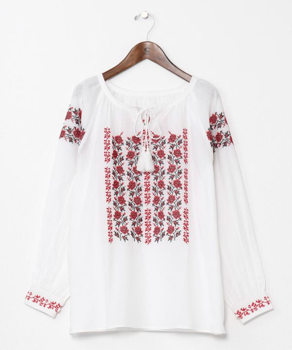 Floral Embroidery Bloue