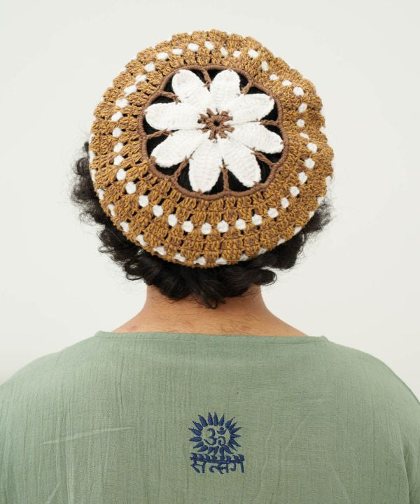 Hand Knit Flower Beret Caps & Hats by AMINA - Ametsuchi