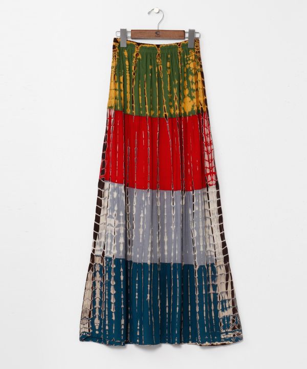 Stufenrock mit Batikmuster von AMINA - Ametsuchi