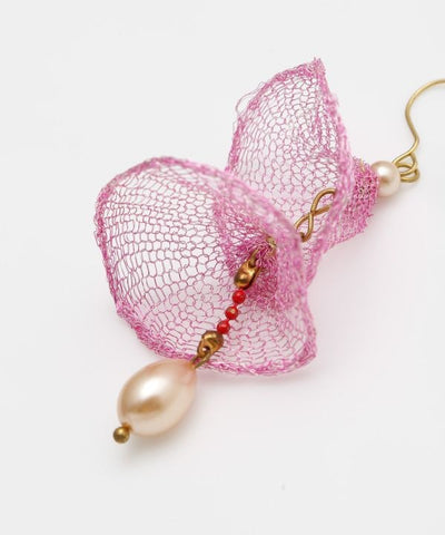 Anting Rantai Motif Payung oleh AMINA - Ametsuchi