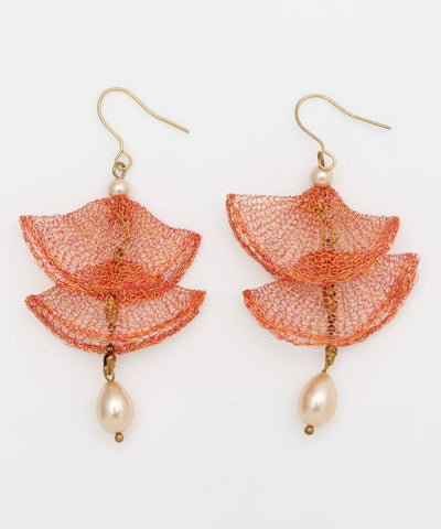 Anting Rantai Motif Payung oleh AMINA - Ametsuchi