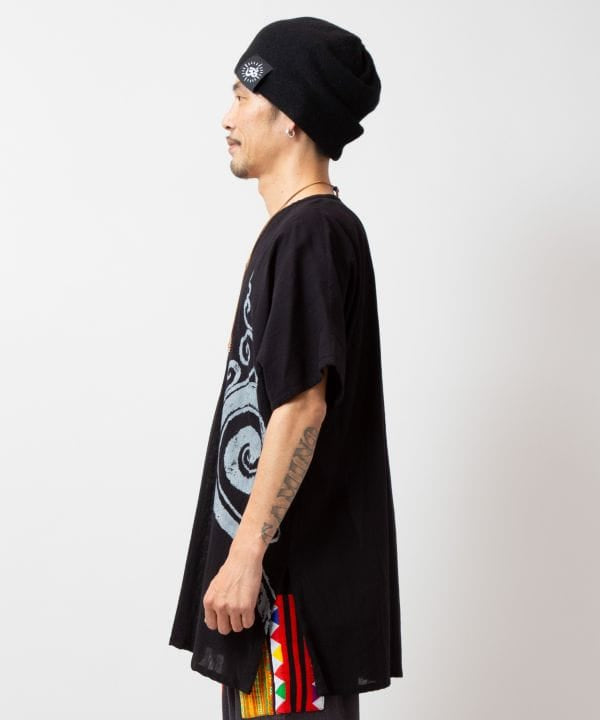 Oversized Cotton Print Top by AMINA - Ametsuchi