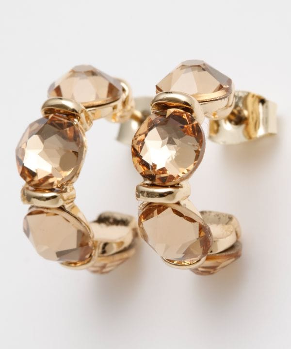 Farbenfrohe minimalistische Ohrringe