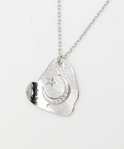 Moon Plate Pendant Necklace
