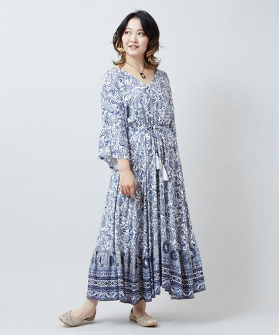 Paisley V Neck Dress by AMINA - Ametsuchi