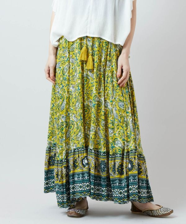 Paisley Border Skirt by AMINA - Ametsuchi