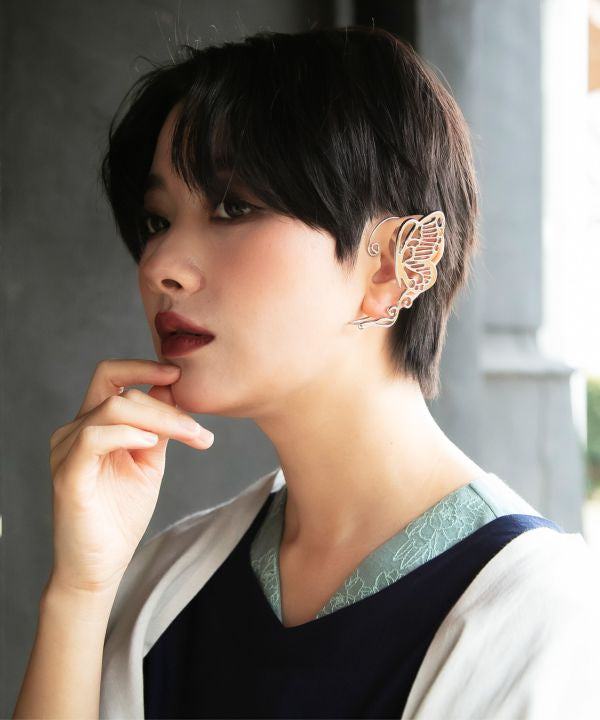 Butterfly Motif Ear Hook (1pc) by Kaya - Ametsuchi