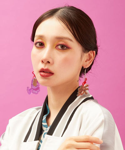 KAYA x NAKAMURA KYOKO - Pop Animal Acrylic Earrings by Kaya - Ametsuchi