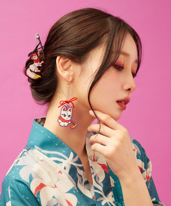 KAYA x NAKAMURA KYOKO - Pop Animal Acrylic Earrings by Kaya - Ametsuchi