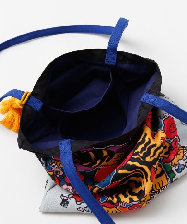 Kaya x Kyoko Nakamura - Animal Illustration Tote Bag by Kaya - Ametsuchi