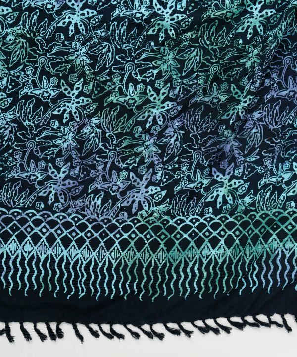 Leaf Balinese Batik Pareo Sarong by AMINA - Ametsuchi