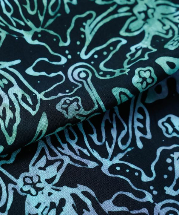Leaf Balinese Batik Pareo Sarong by AMINA - Ametsuchi