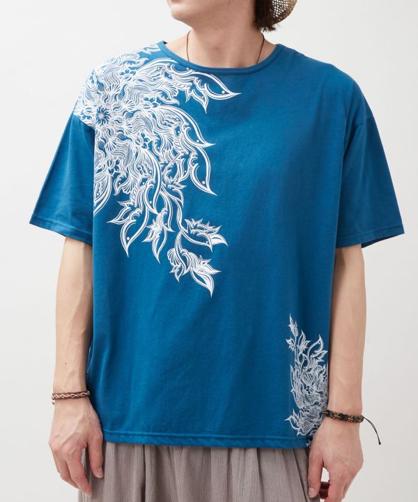 AMINA x VORRUK Asymmetrical Print T-Shirt by AMINA - Ametsuchi