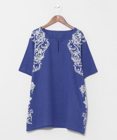 Amina Top con estampado de mandala de VORRUK AMINA - Ametsuchi