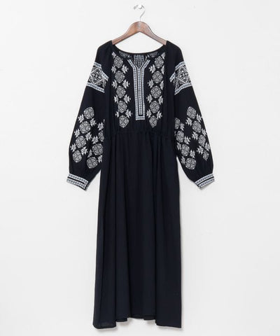 Transylvanian Embroidery Dress by 欧州航路 - Ametsuchi