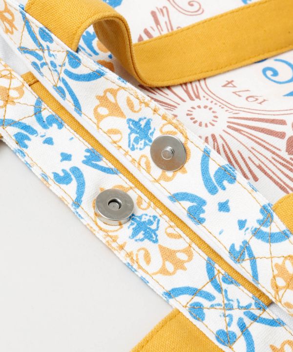 Retro Style Organic Cotton Tote Bag by 欧州航路 - Ametsuchi