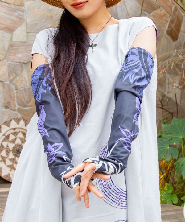 Tribal Pattern UV Protection Arm Covers by AMINA - Ametsuchi