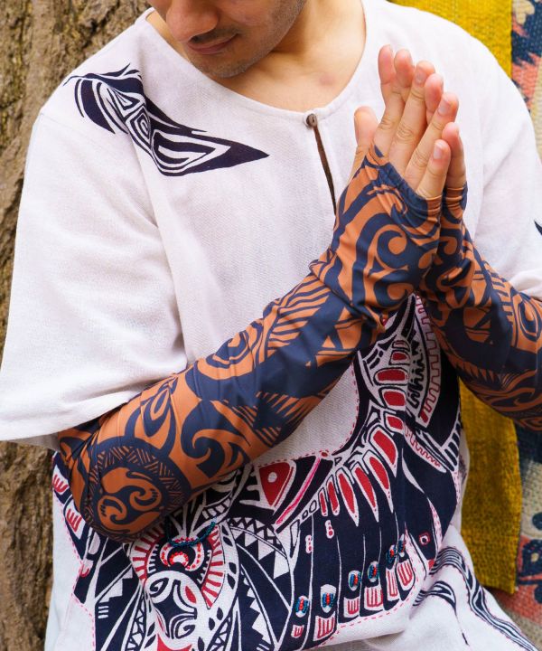 Tribal Pattern UV Protection Arm Covers by AMINA - Ametsuchi