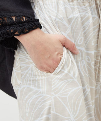 Stretch Wide Leg Pants by Kahiko - Ametsuchi