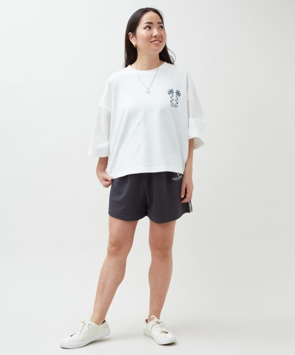 SURF＆Palms Vintage Embroidery Waffle Shorts by Kahiko - Ametsuchi