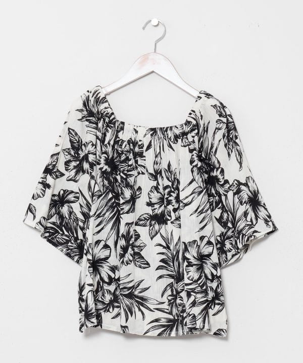 Botanical Hawaiian Resort Top