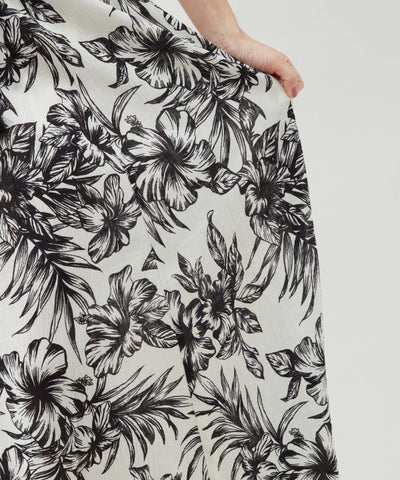 Botanical Hawaiian Resort Skirt by Kahiko - Ametsuchi
