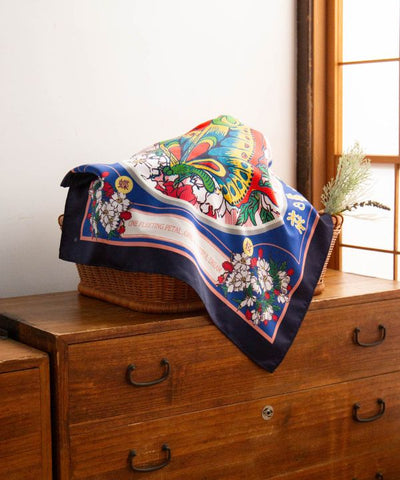 KOZU ROMAN Retro Furoshiki by Kaya - Ametsuchi