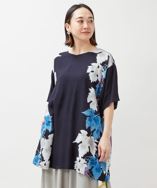Grapevine Rayon Sleeve Top