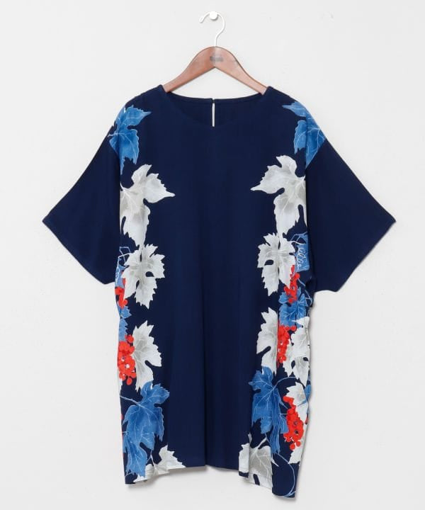 Grapevine Rayon Sleeve Top