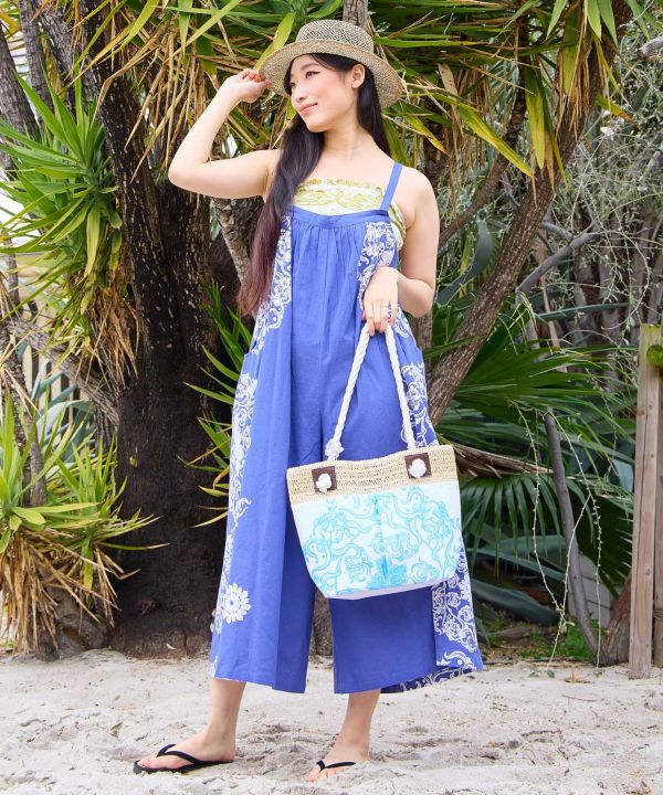 AMINA x VORRUK Lotus Motif Tote Bag by AMINA - Ametsuchi
