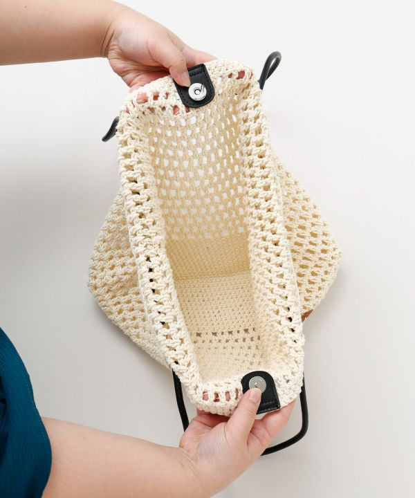 Crochet Handbag with Drawstring Pouch by 欧州航路 - Ametsuchi