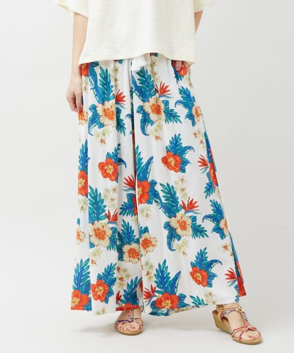 Botanical Glitter Flare Pants by Kahiko - Ametsuchi