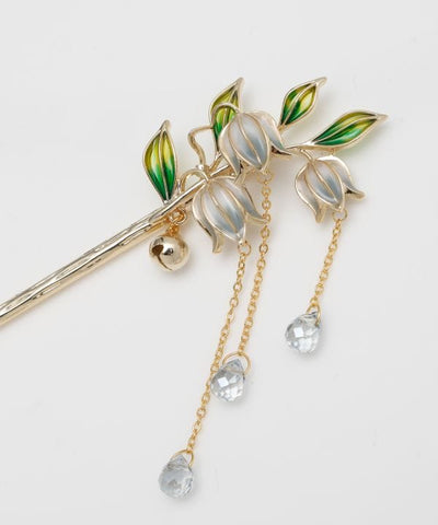 Lily Kanzashi Hairpin by Kaya - Ametsuchi