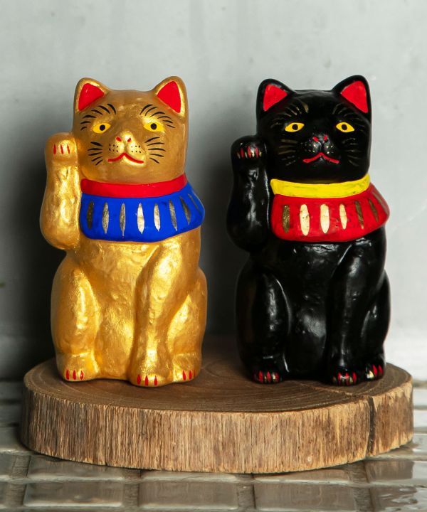 Seto Maneki Neko Ornament