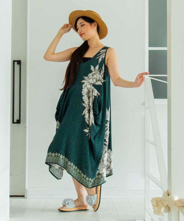 Ao Dai Inspired V Neck Dress by AMINA - Ametsuchi