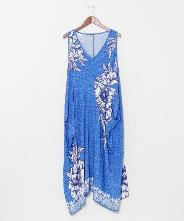 Ao Dai Inspired V Neck Dress by AMINA - Ametsuchi