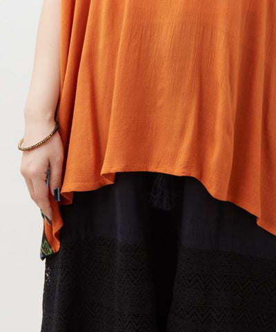 Hmong Bicolor Rayon Top by AMINA - Ametsuchi