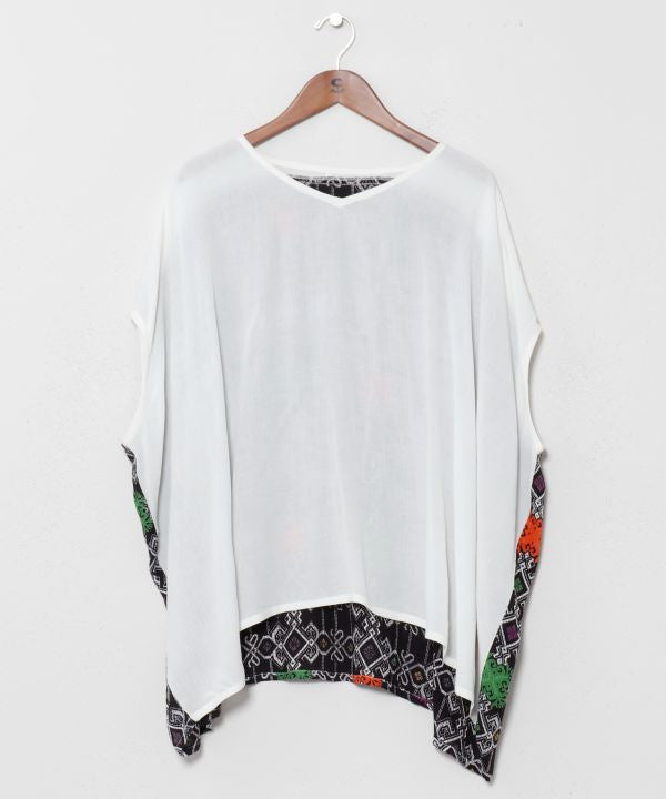 Hmong Bicolor Rayon Top by AMINA - Ametsuchi