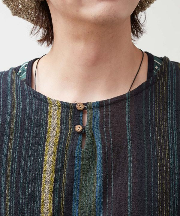 Mysore Dasara Button Detail Top by AMINA - Ametsuchi
