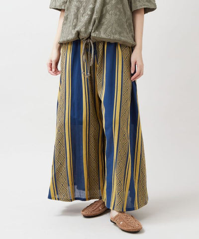 Geometric Stripe Relax Pants by AMINA - Ametsuchi