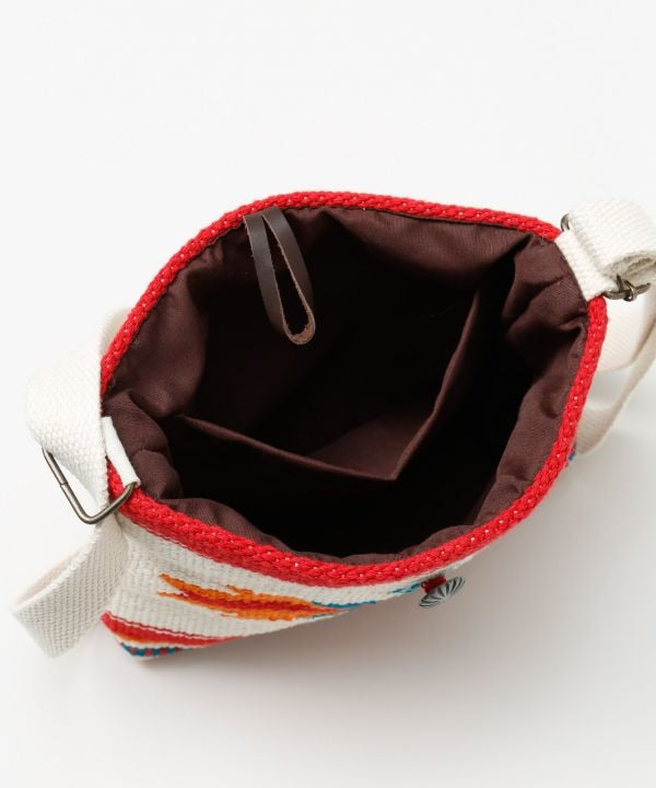 Geometric Pattern Woven Shoulder Bag