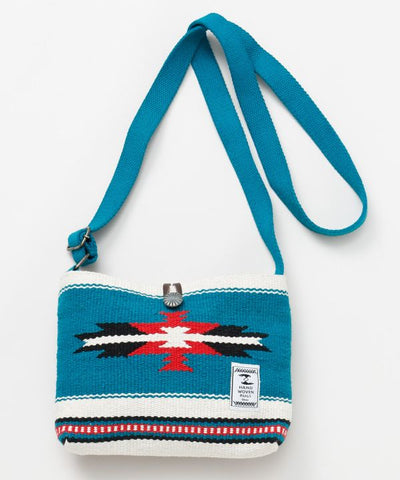 Geometric Pattern Woven Shoulder Bag