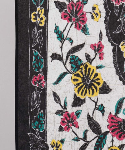 Indonesian Batik Noren Curtain by AMINA - Ametsuchi