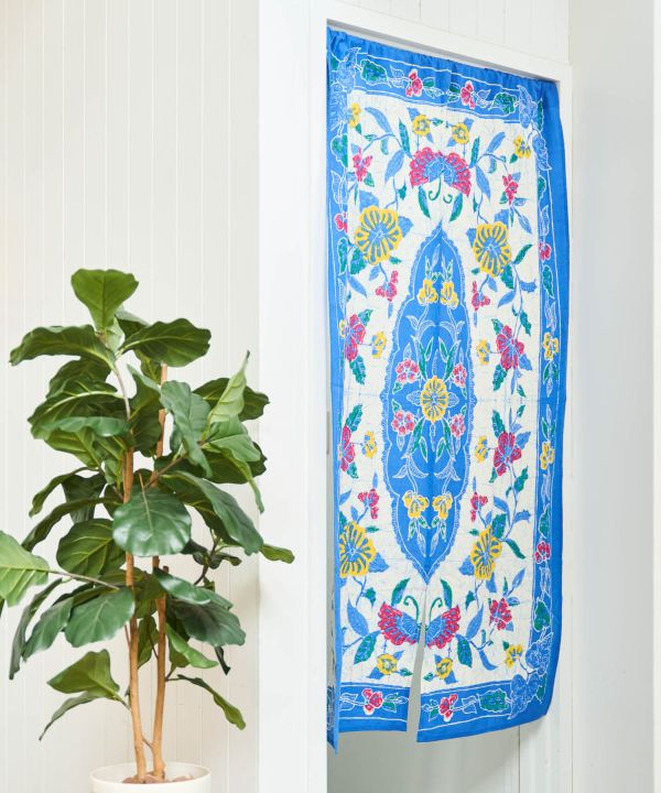 Indonesian Batik Noren Curtain by AMINA - Ametsuchi