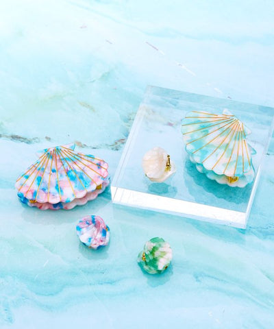 Seashell Hair Clip by AMINA - Ametsuchi