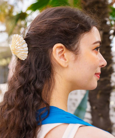Seashell Hair Clip by AMINA - Ametsuchi