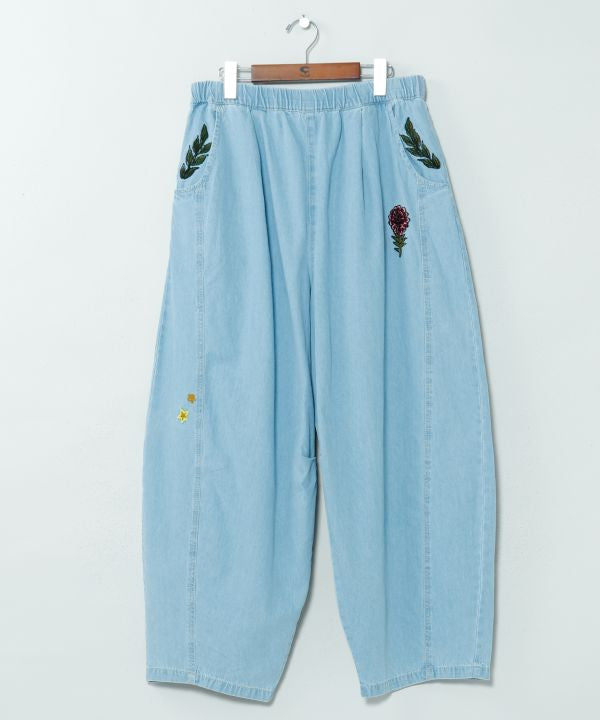 Embroidered Balloon Denim Pants