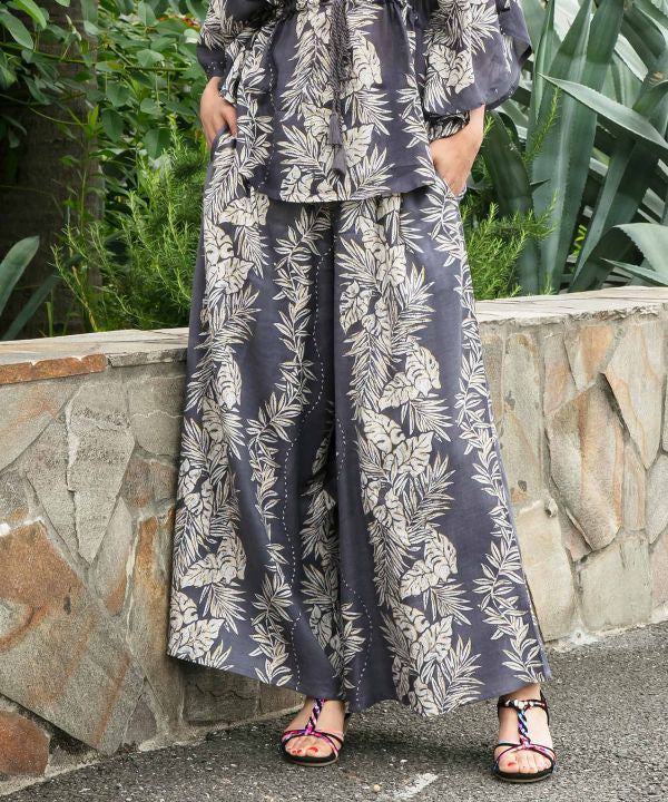 Lei Print Wide Leg Pants by Kahiko - Ametsuchi