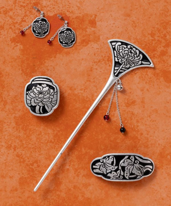 Japanese Zogan Motif Earrings by Kaya - Ametsuchi