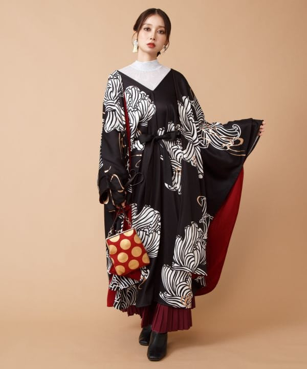 Retro Polka Dot Shoulder Gamaguchi Bag by Kaya - Ametsuchi